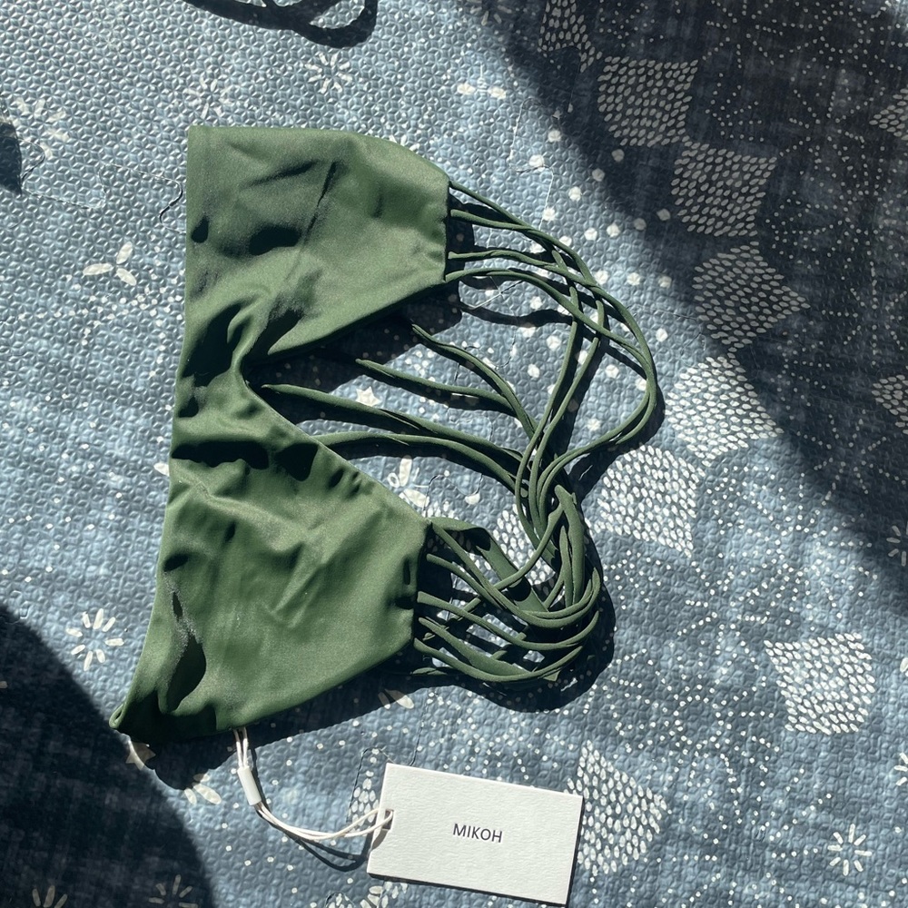 MIKOH BANYANS TOP